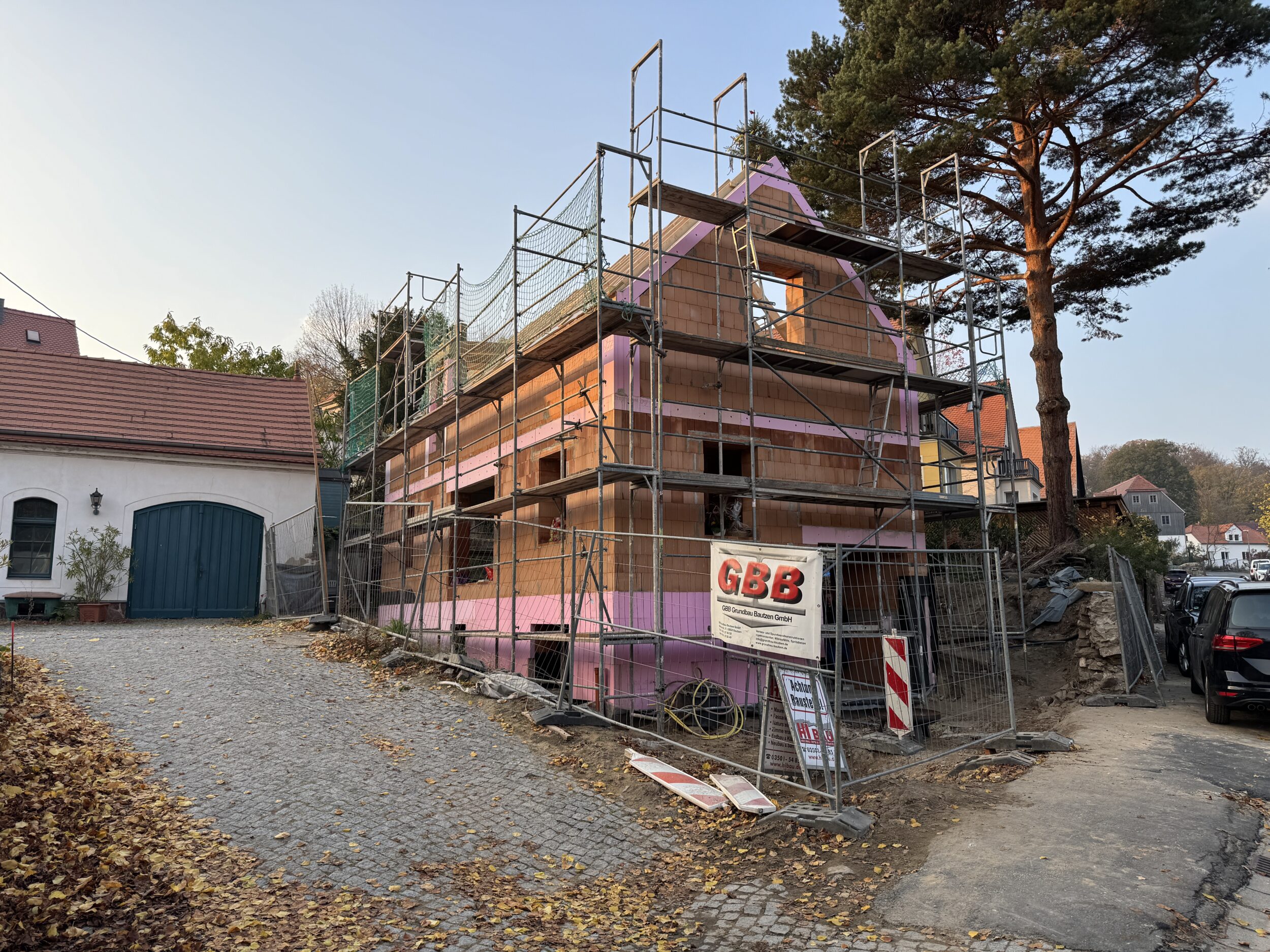 Rohbau des Einfamilienhauses in Radebeul mit DGNB-Qualifizierung